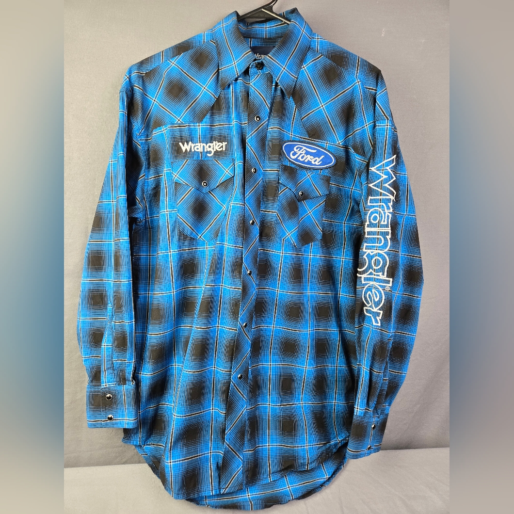 Wrangler Ford Long Sleeve Snap Down Men's Medium *Flaw On Back